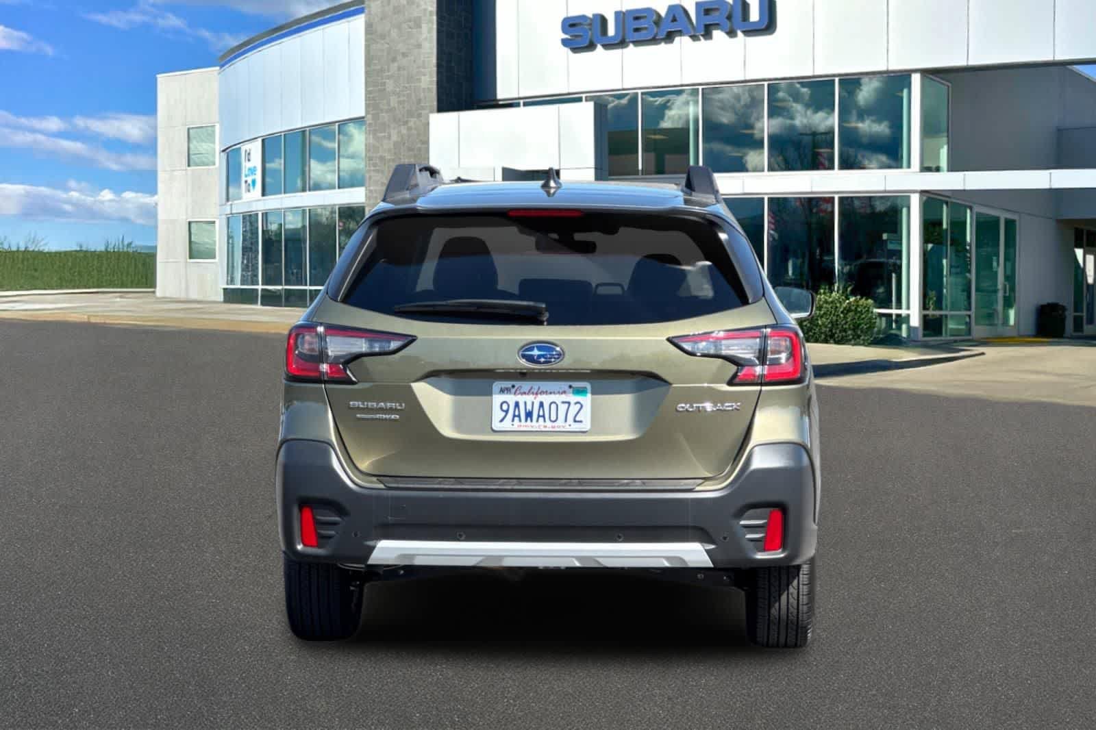 Used 2022 Subaru Outback Limited AWD/4WD image 7