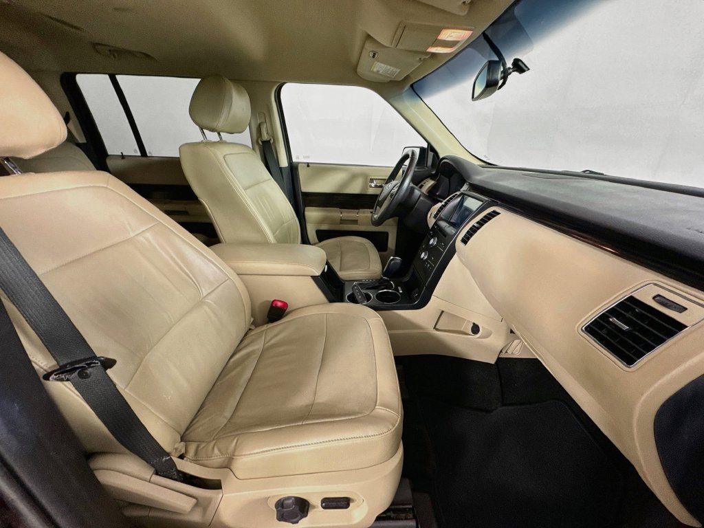 Used 2018 Ford Flex SEL w/ Equipment Group 202A FWD image 36