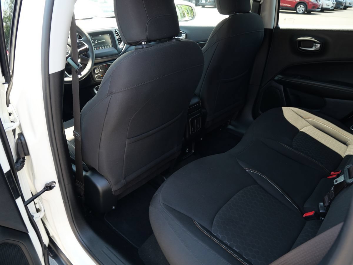 Used 2020 Jeep Compass Sport w/ Tech Group AWD/4WD image 23