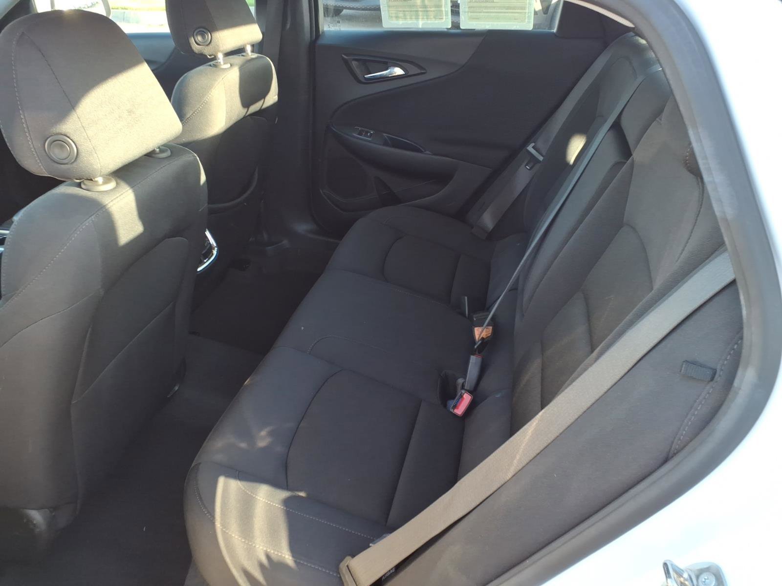 Used 2024 Chevrolet Malibu LT image 9