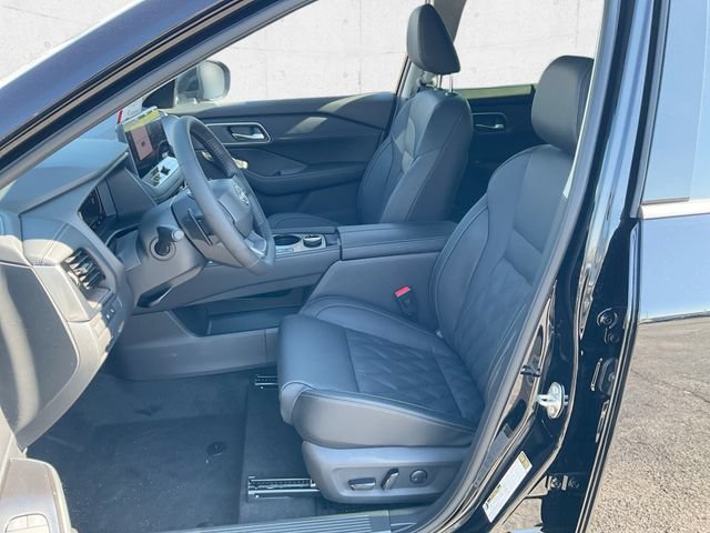 New 2026 Nissan Rogue Platinum w/ Platinum Premium Package AWD/4WD image 13