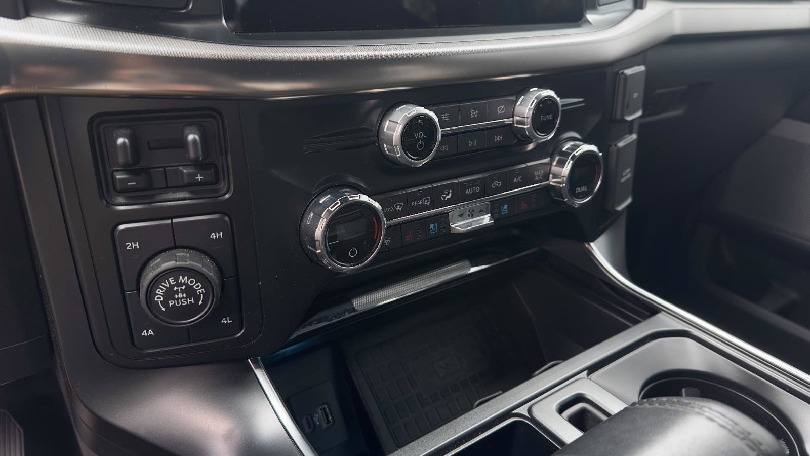 Certified 2021 Ford F150 Raptor w/ Equipment Group 801A High image 22