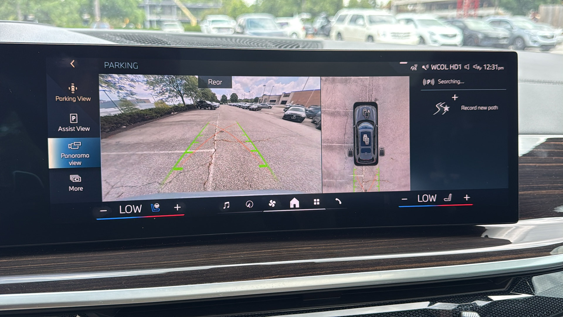 Used 2024 BMW X7 xDrive40i w/ Executive Package AWD/4WD image 21