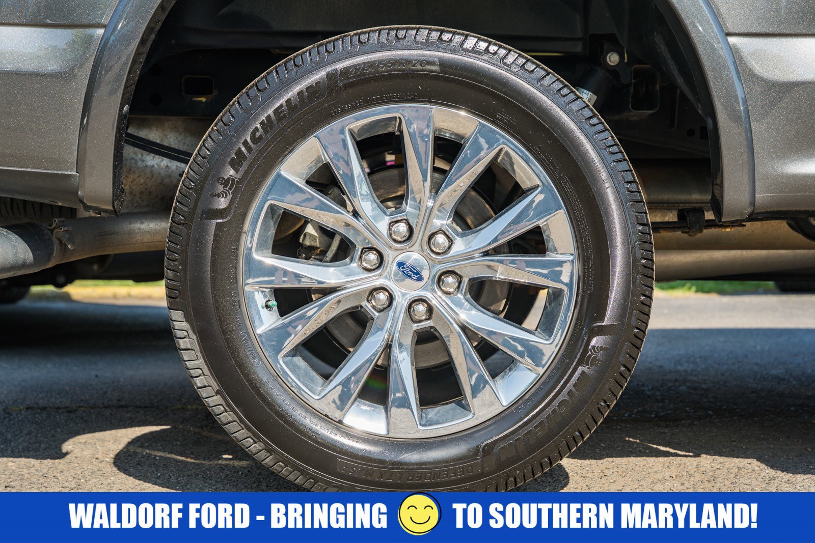 Used 2017 Ford F150 Lariat w/ Equipment Group 502A Luxury AWD/4WD image 21