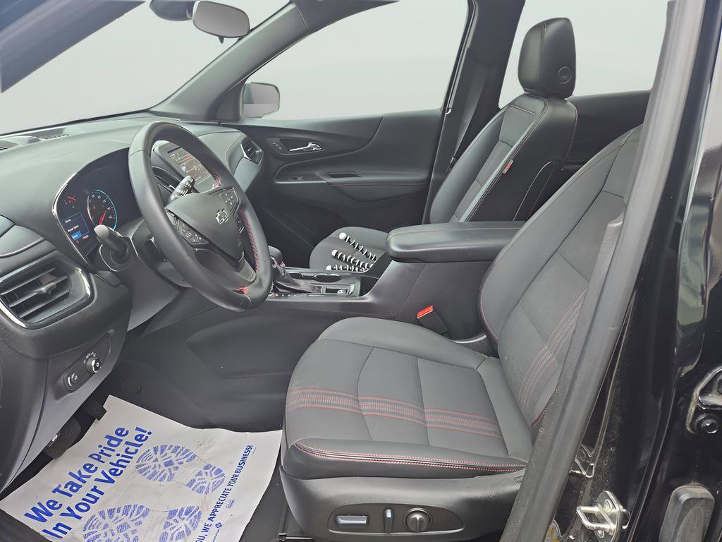 Used 2023 Chevrolet Equinox RS image 24
