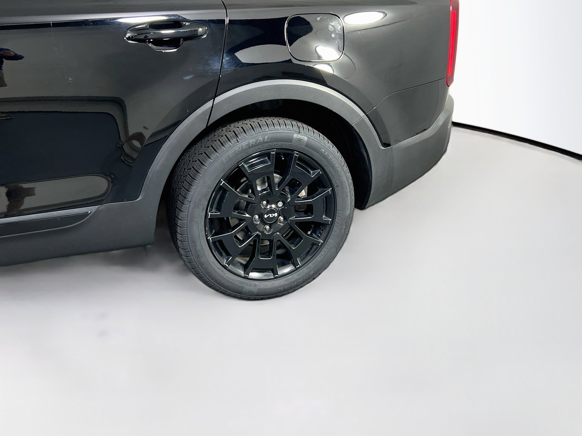 Used 2022 Kia Telluride EX w/ EX Premium Package AWD/4WD image 32
