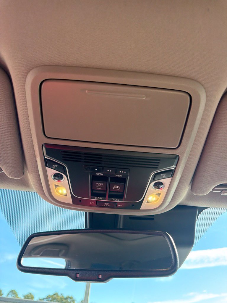 Used 2020 Honda Ridgeline RTL-E image 14