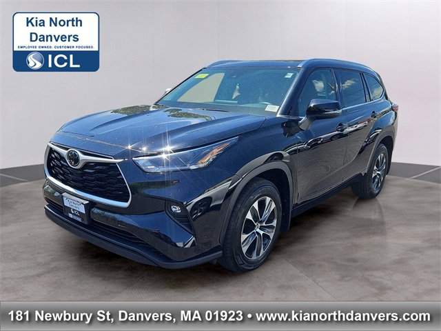 Used 2021 Toyota Highlander XLE