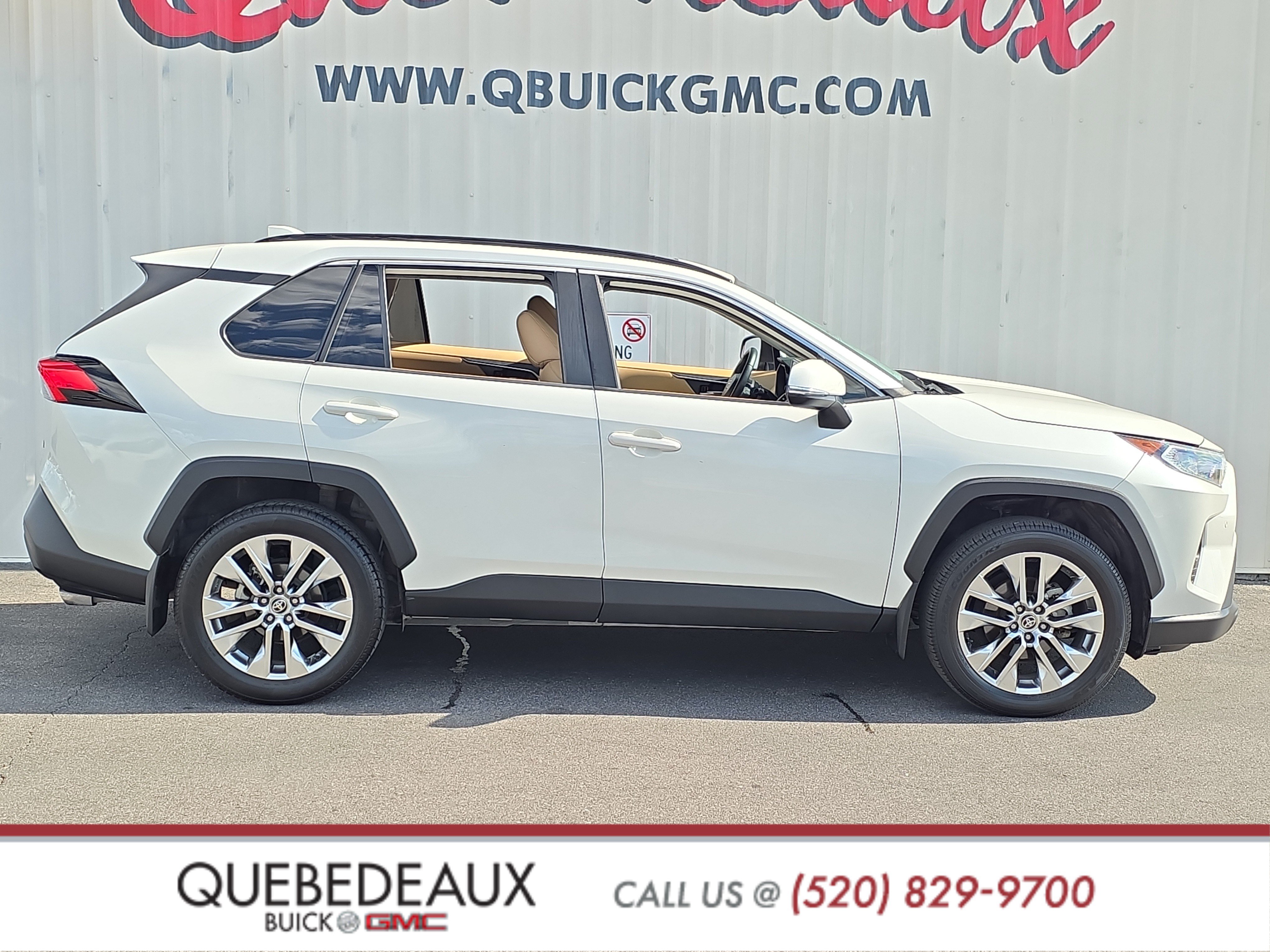 Used 2021 Toyota RAV4 XLE Premium FWD image 8