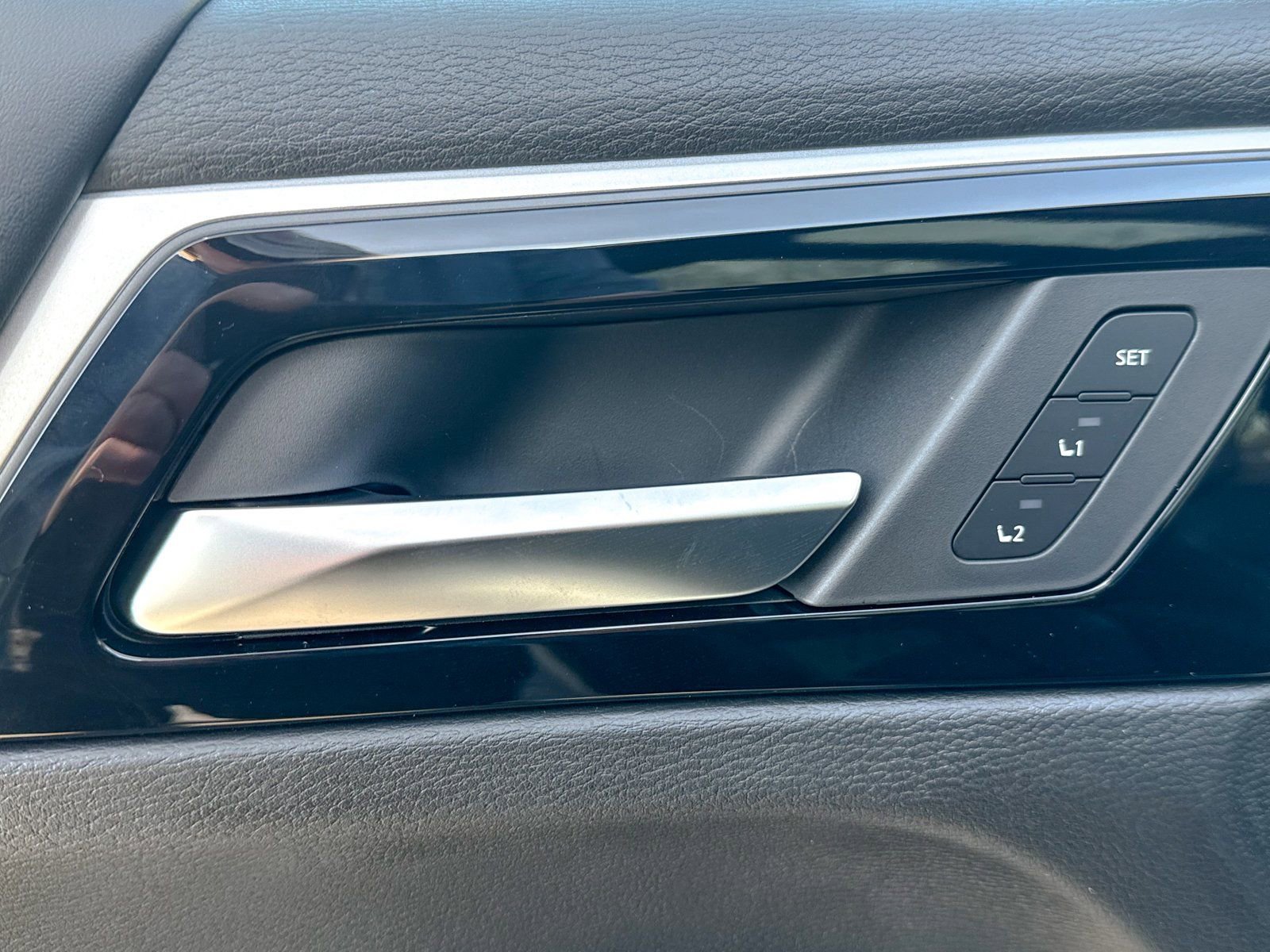 New 2025 Mitsubishi Outlander SEL Black Edition image 18