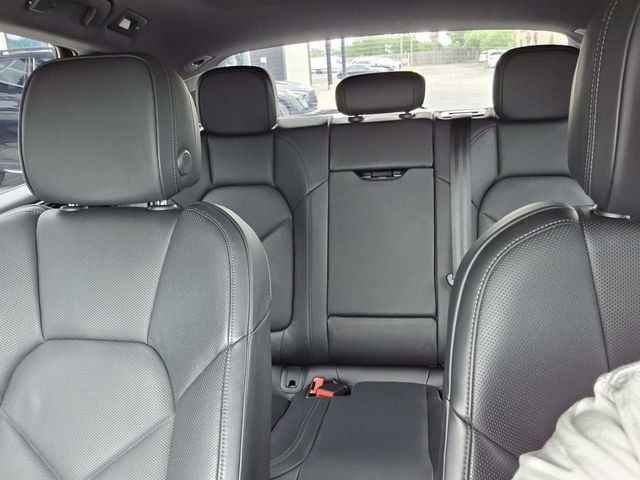 Used 2023 Porsche Macan S AWD/4WD image 26