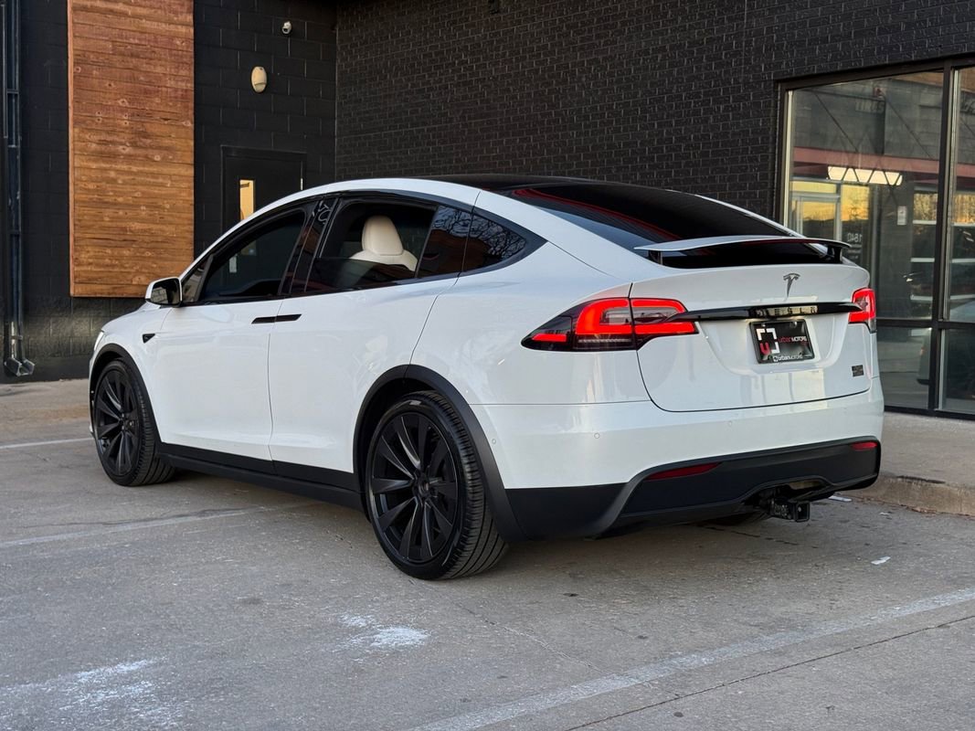 Used 2022 Tesla Model X Plaid image 21