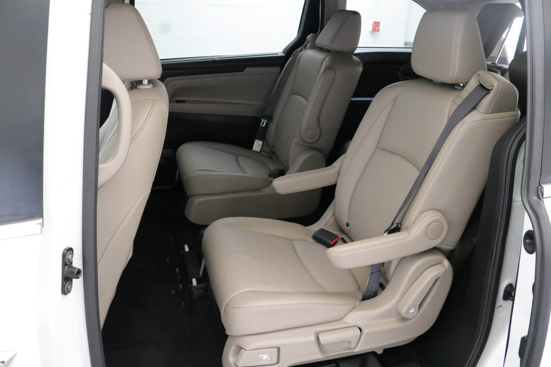 Used 2023 Honda Odyssey EX-L image 24
