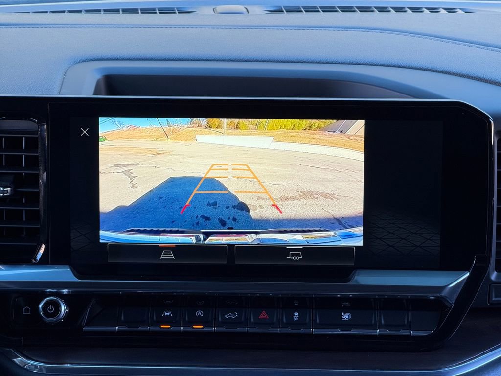 Used 2024 GMC Sierra 1500 SLT w/ SLT Convenience Package image 12