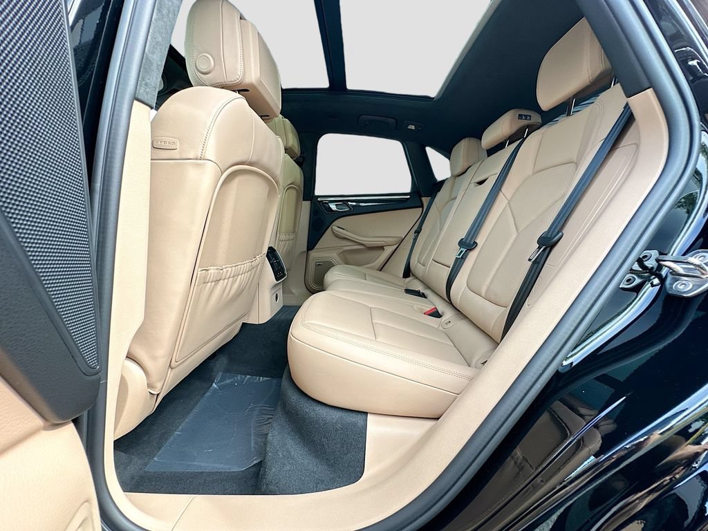 New 2026 Porsche Macan AWD/4WD image 24