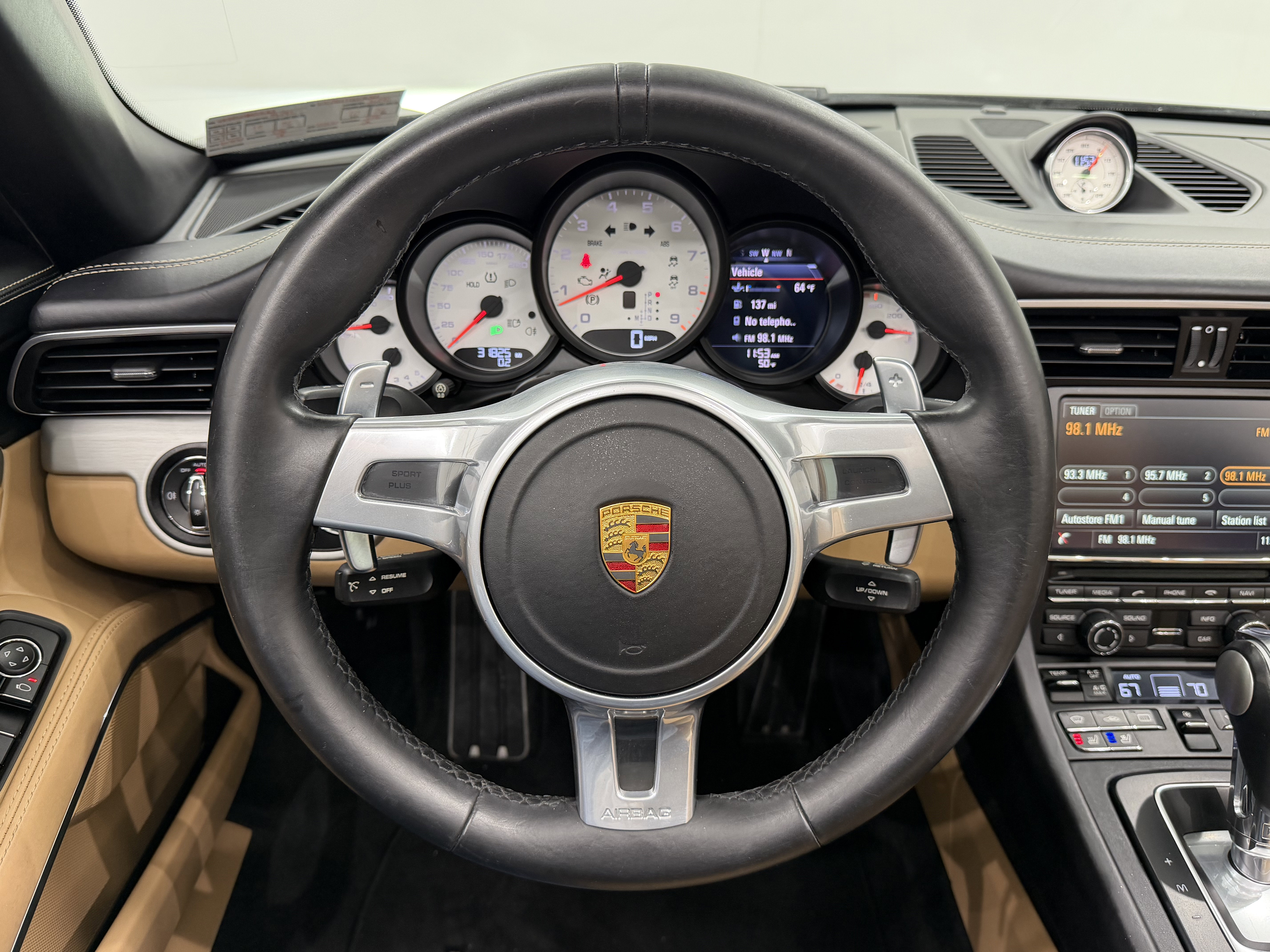 Certified 2016 Porsche 911 Targa 4S image 44