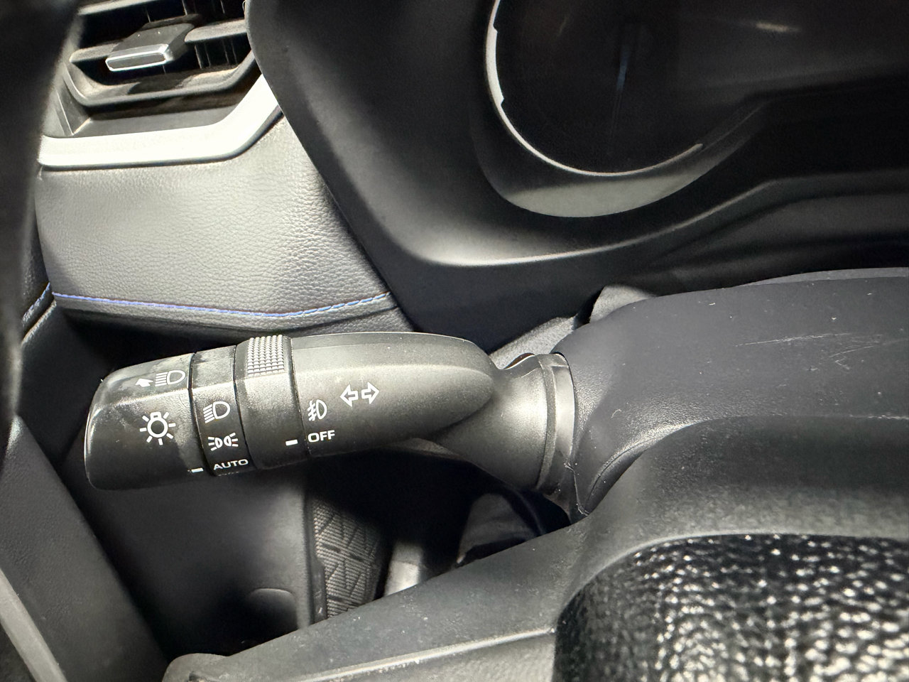 Used 2020 Toyota RAV4 XSE image 35