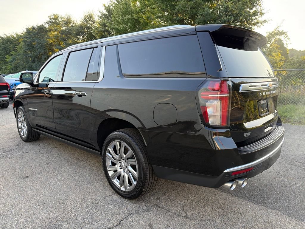 Used 2021 Chevrolet Suburban High Country w/ Premium Package AWD/4WD image 4