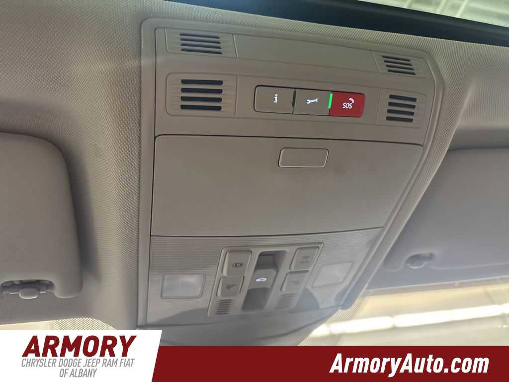 Used 2024 Volkswagen Jetta SE image 20