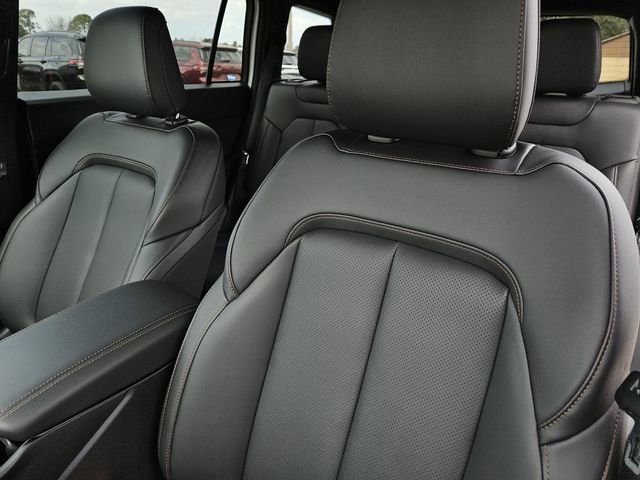 New 2026 Jeep Cherokee Limited image 25