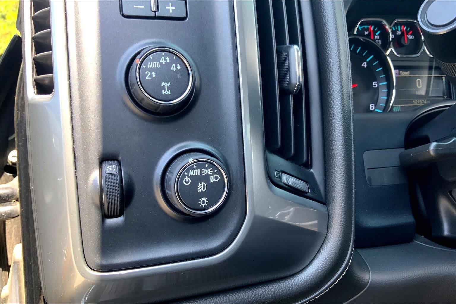 Used 2015 Chevrolet Silverado 1500 LTZ w/ Max Trailering Package AWD/4WD image 35
