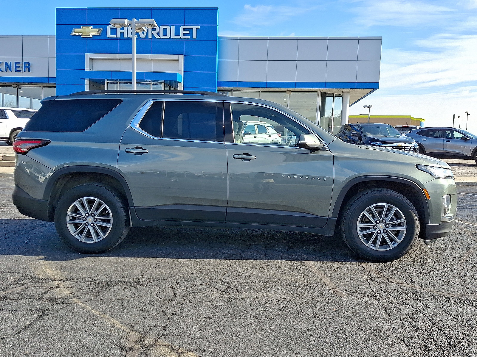 Used 2023 Chevrolet Traverse LT w/ LPO, Floor Liner Package image 7