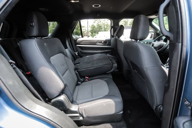 Used 2019 Ford Explorer XLT w/ Equipment Group 201A FWD image 27