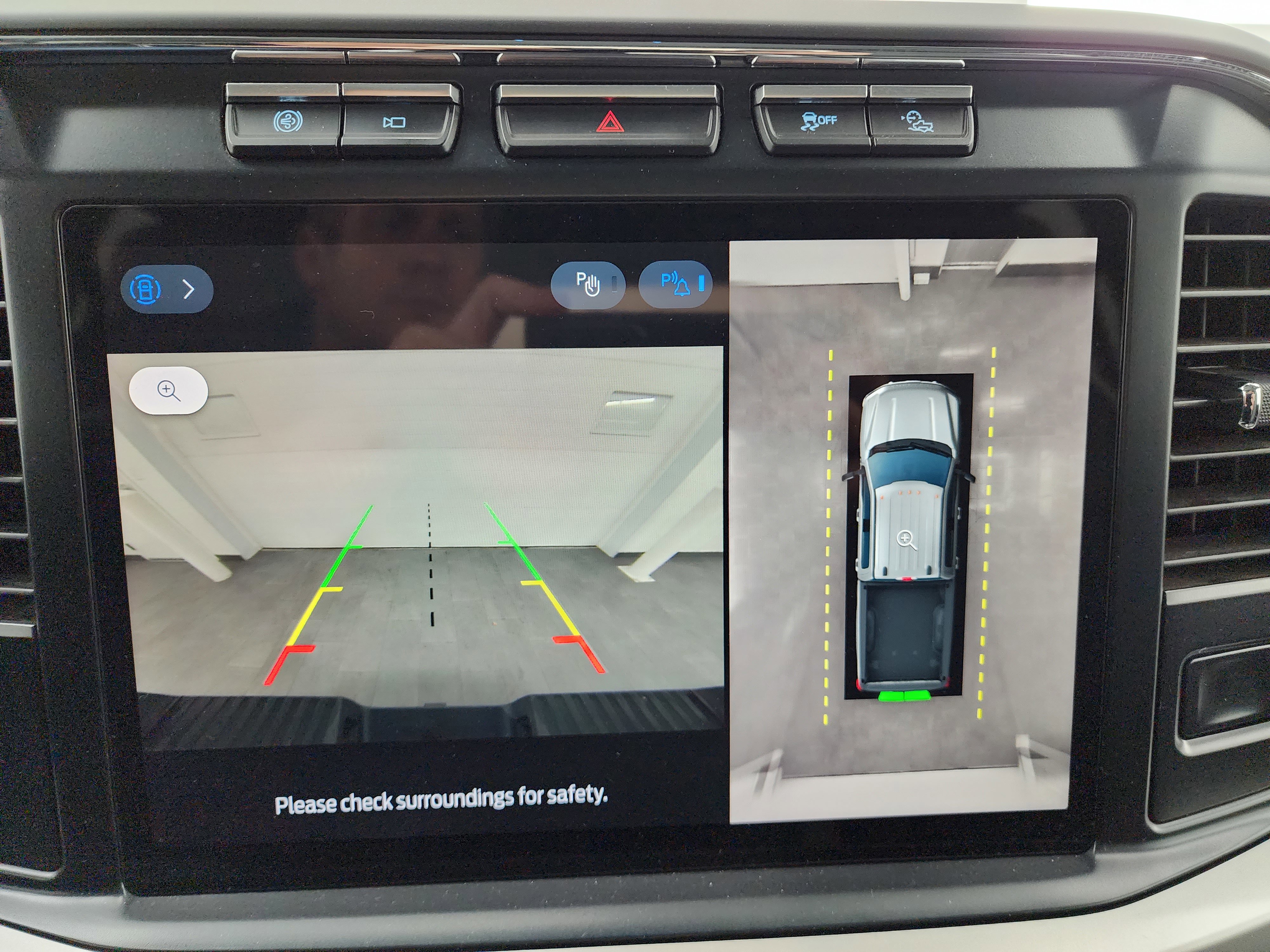 Used 2023 Ford F250 XLT w/ Tremor Off-Road Package image 13