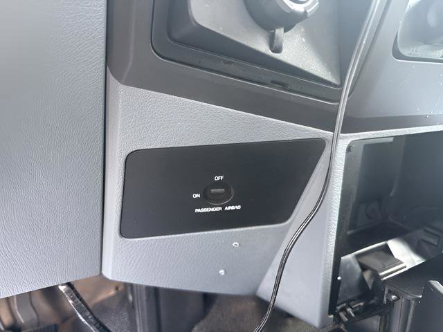 Used 2011 Ford F350 XL w/ Skid Plate Pkg image 15