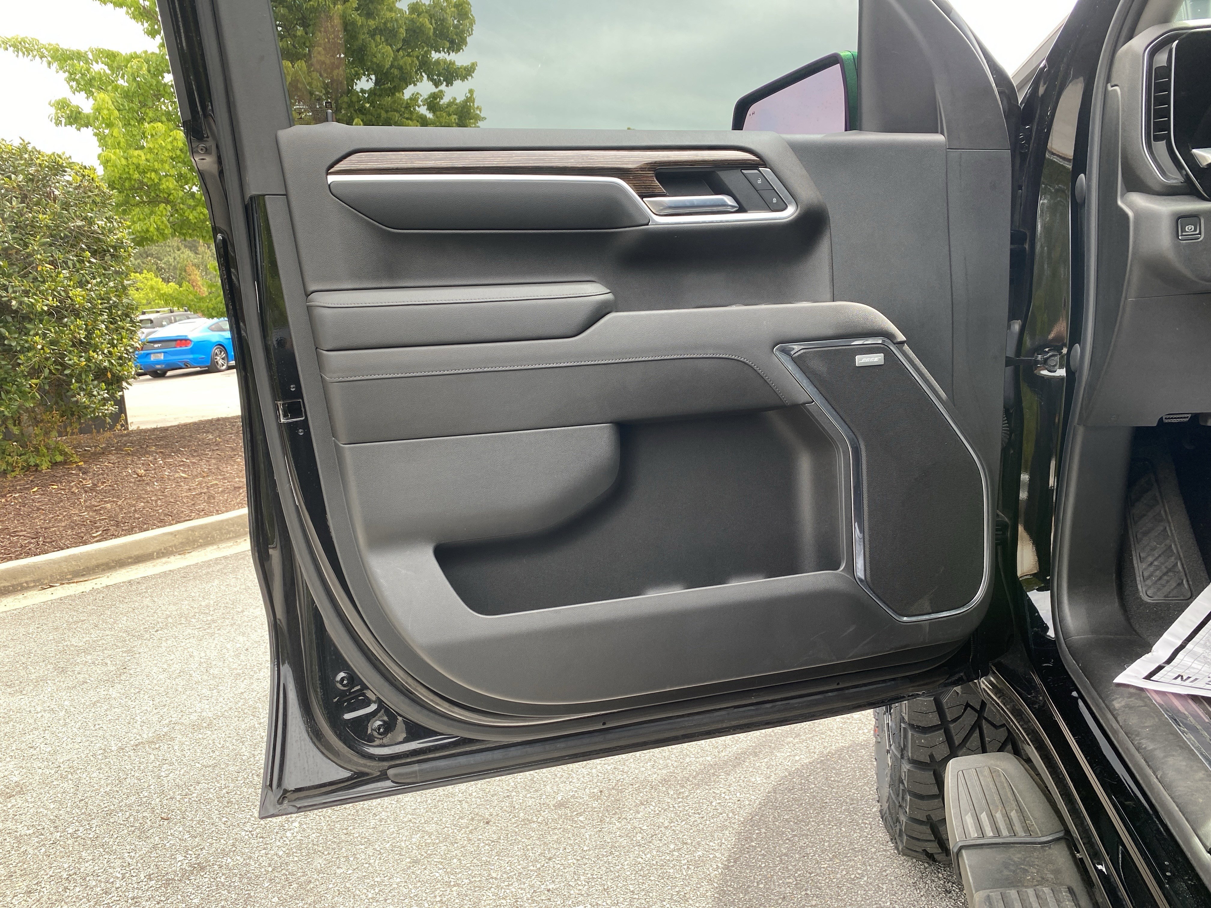 Used 2022 GMC Sierra 1500 Elevation w/ Elevation Premium Package image 16