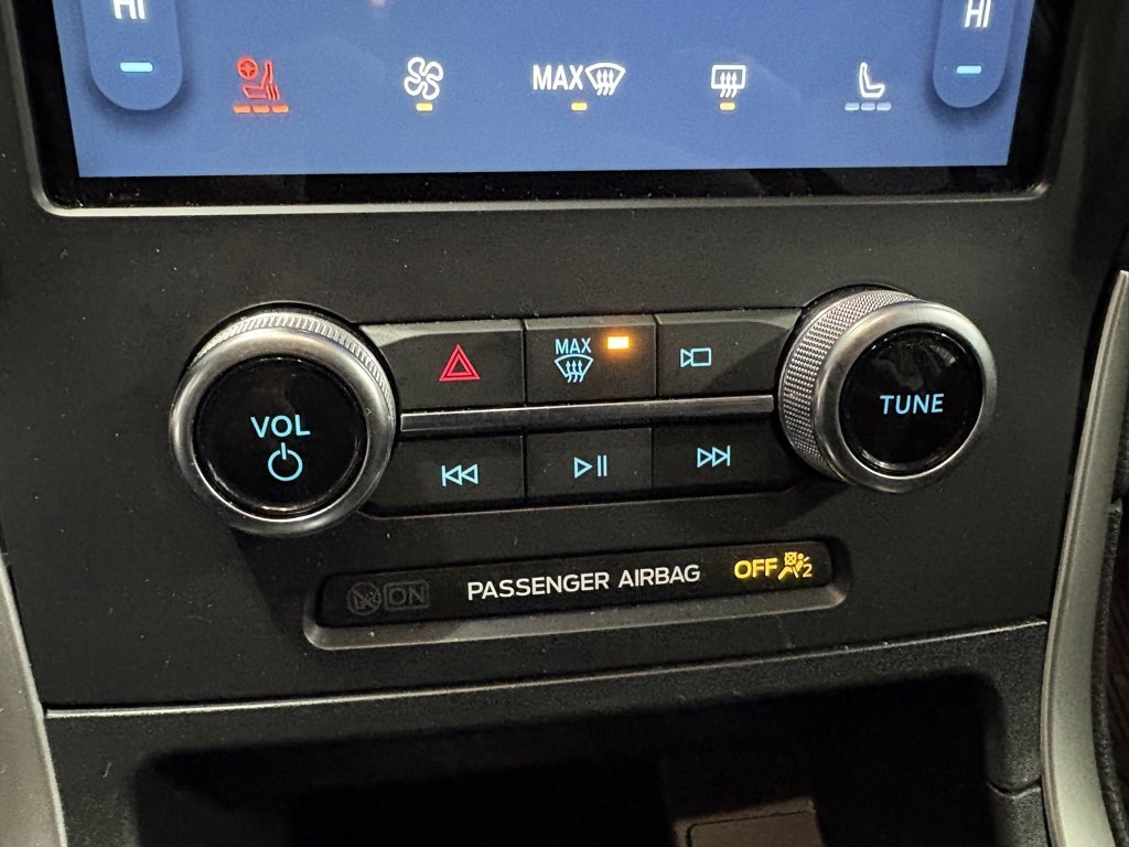 Used 2024 Ford Edge SEL w/ Convenience Package image 14