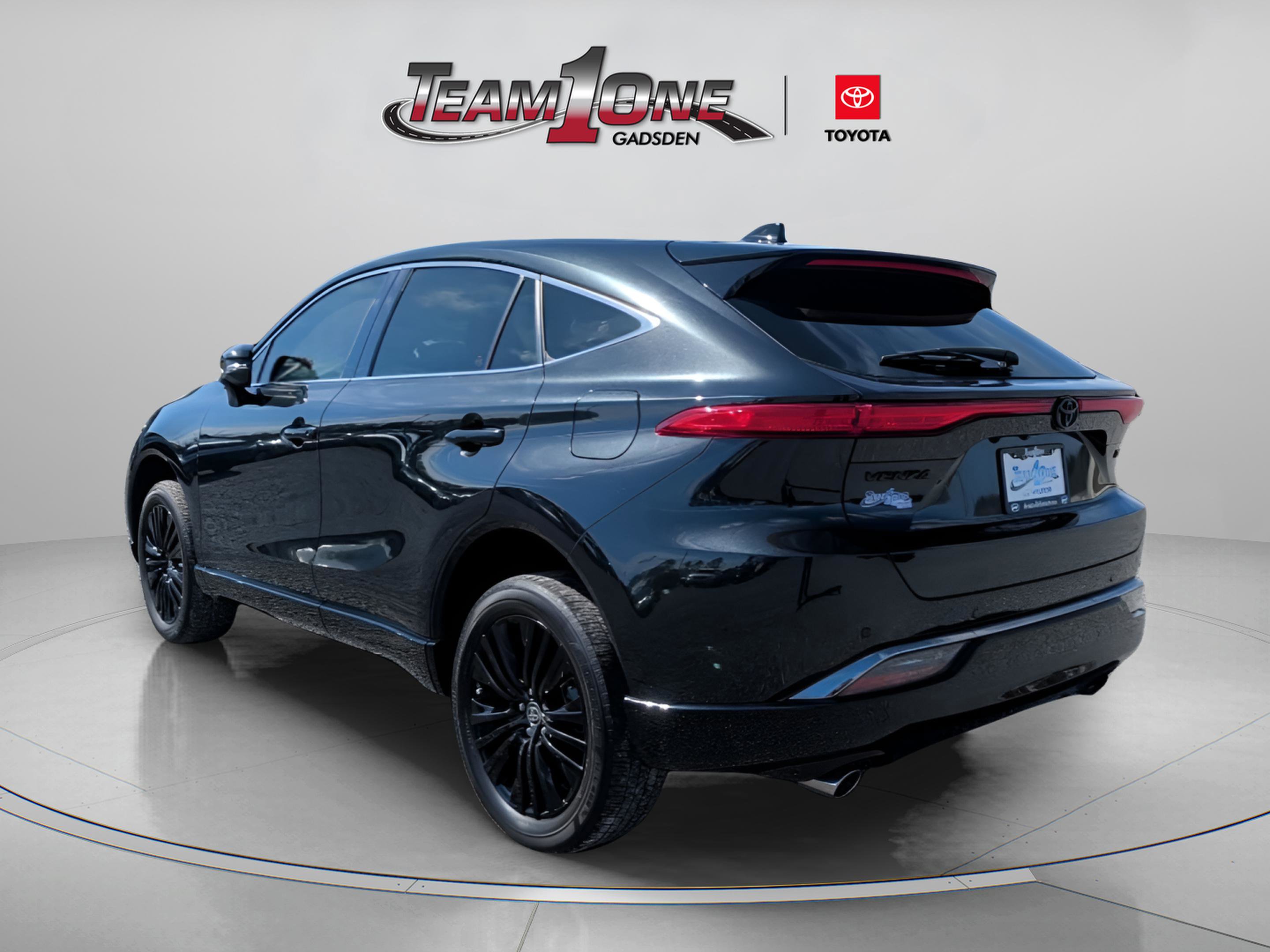 Used 2024 Toyota Venza Nightshade AWD/4WD image 7