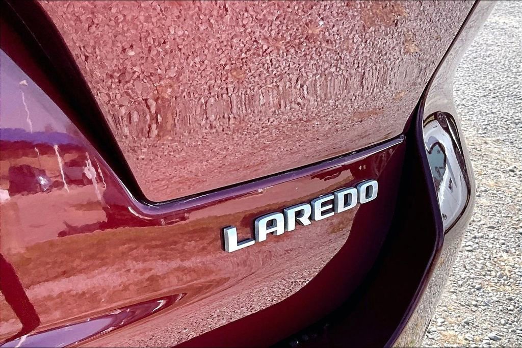 Used 2024 Jeep Grand Cherokee L Laredo w/ Luxury Tech Group I image 11