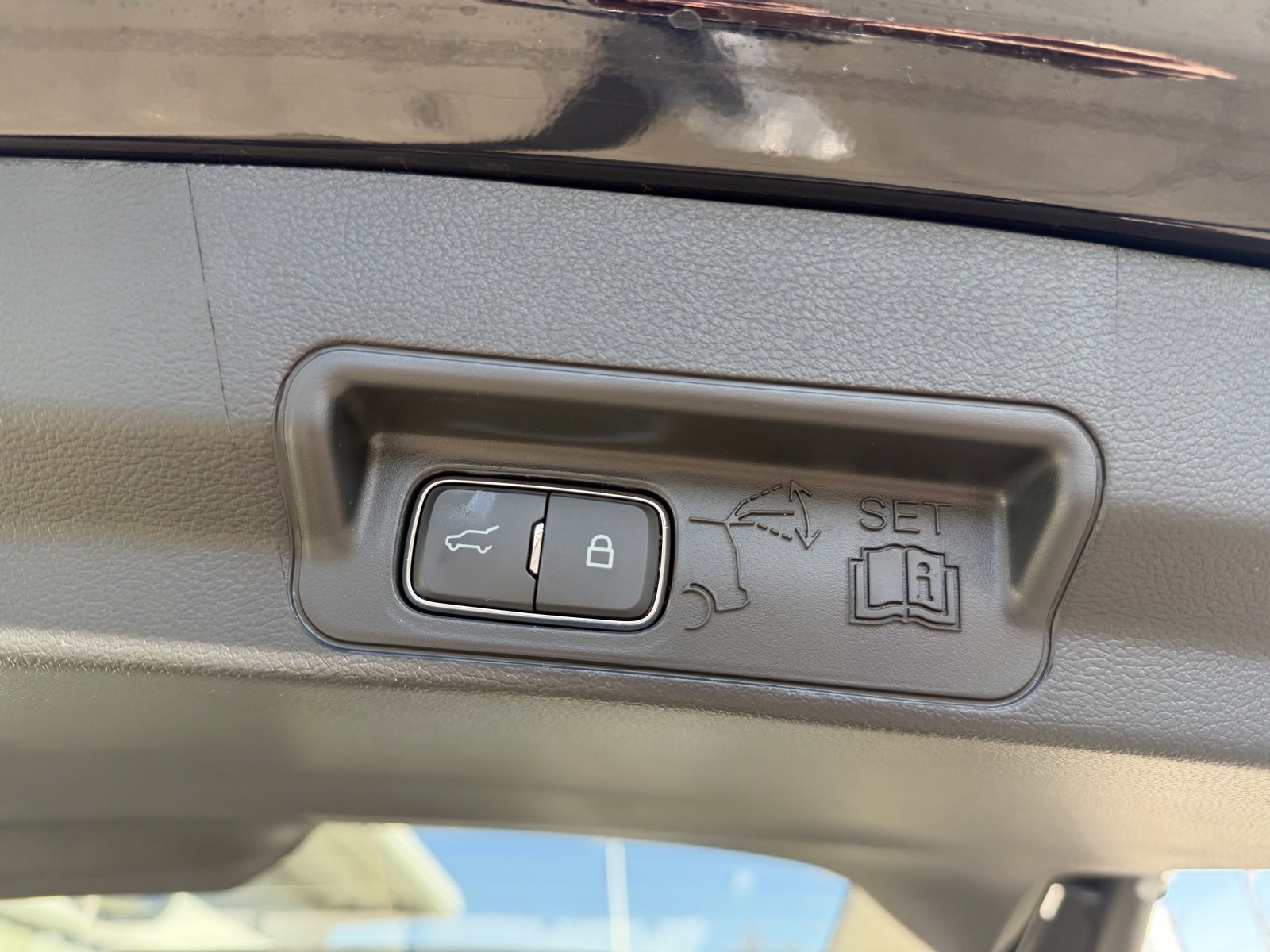 New 2026 Ford Explorer Platinum image 37