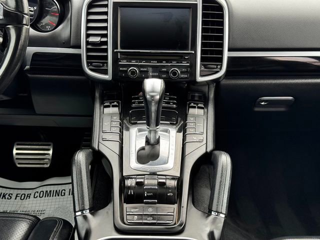 Used 2012 Porsche Cayenne S AWD/4WD image 22