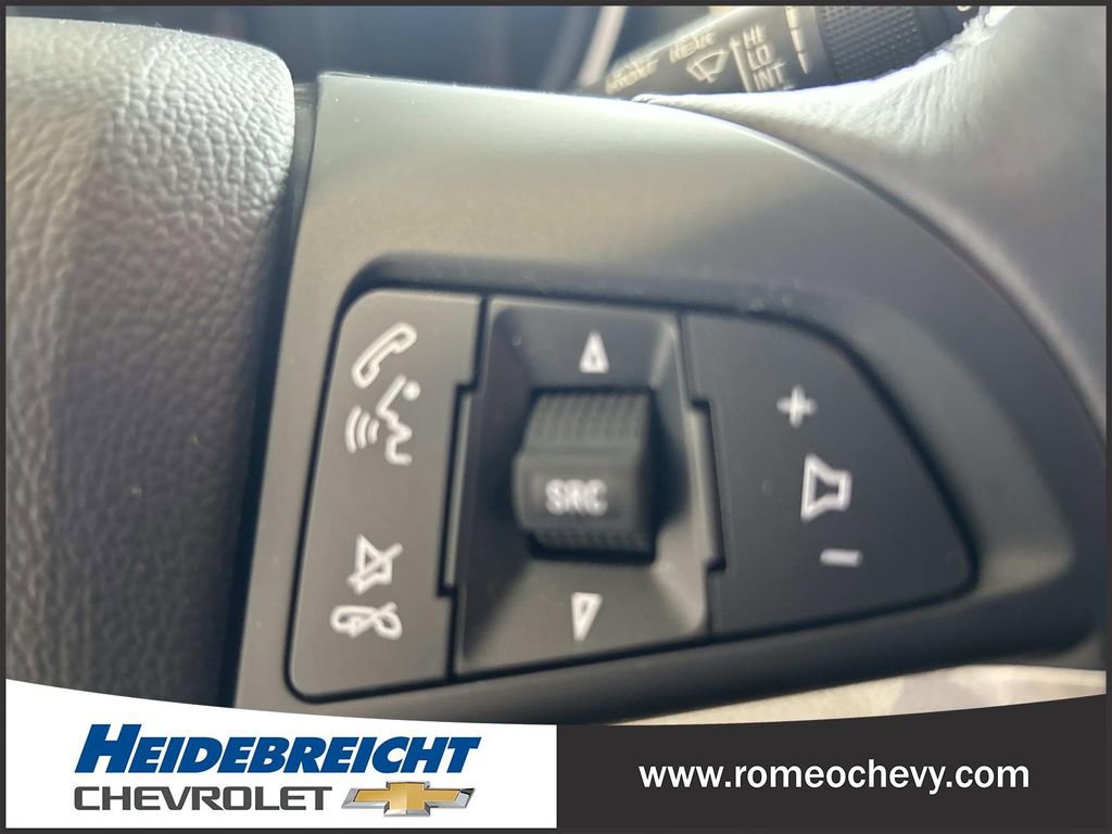 Certified 2022 Chevrolet Trax LT w/ LT Convenience Package AWD/4WD image 20