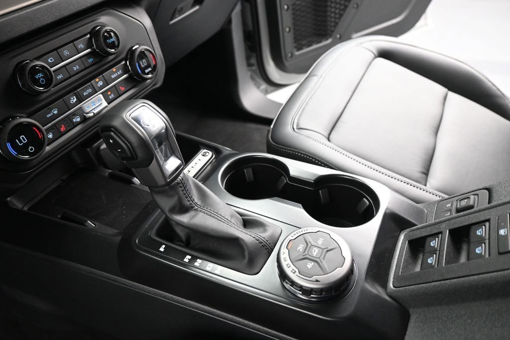New 2026 Ford Bronco Outer Banks AWD/4WD image 14