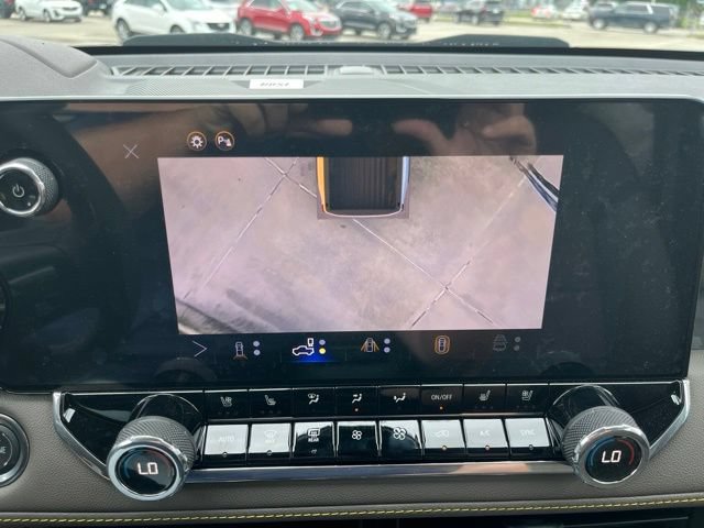New 2026 Chevrolet Colorado ZR2 w/ Technology Package AWD/4WD image 31