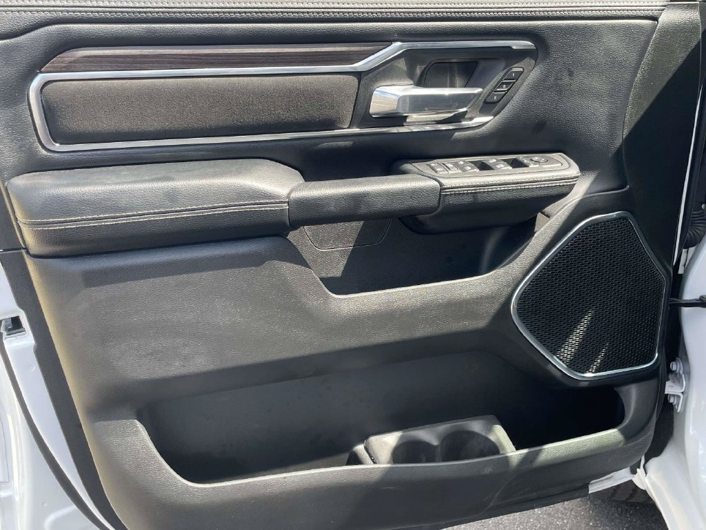 Used 2026 RAM 1500 Laramie AWD/4WD image 17