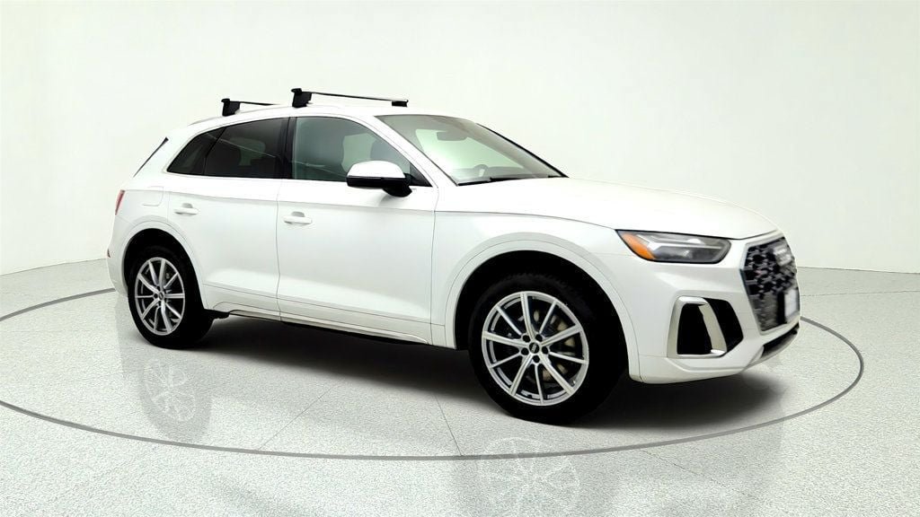 Used 2021 Audi SQ5 Premium Plus w/ Premium Plus Package AWD/4WD image 3