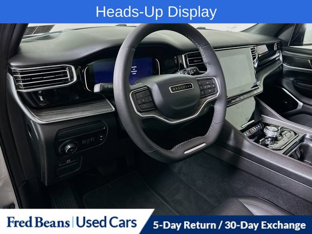 Used 2023 Jeep Wagoneer L Series III w/ Premium Group I AWD/4WD image 13