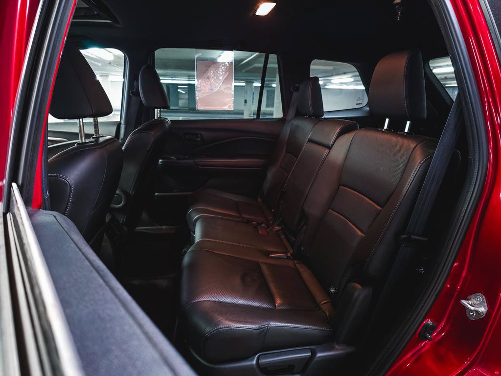 Used 2024 Honda Passport EX-L image 19