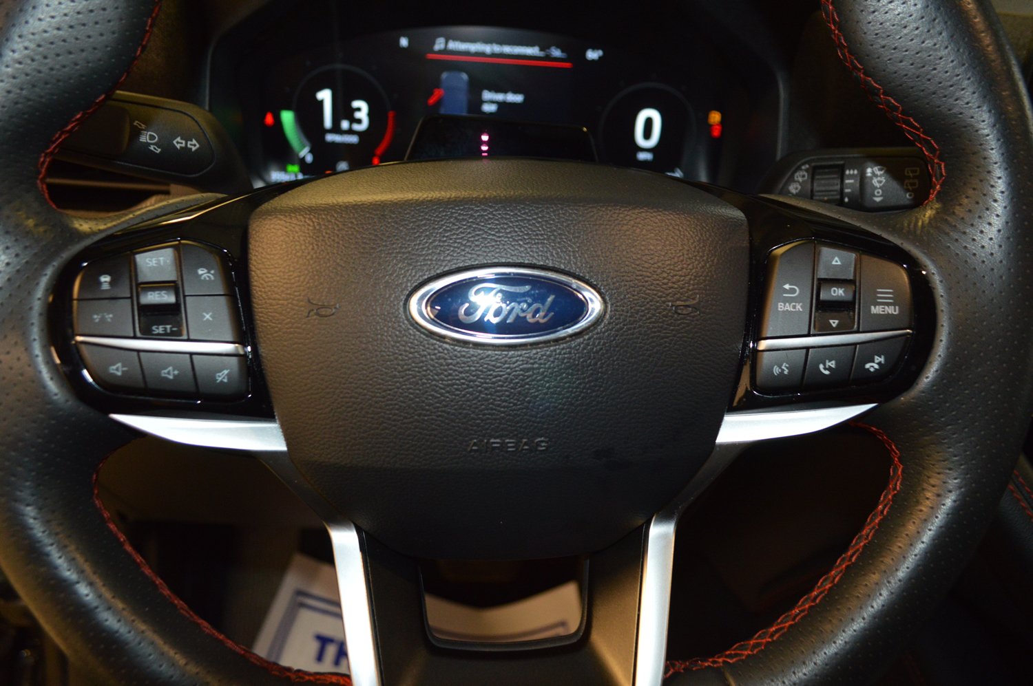 Used 2025 Ford Explorer ST-Line AWD/4WD image 19