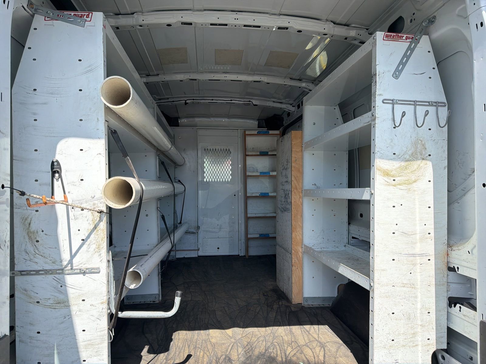 Used 2015 Ford Transit 250 148 Medium Roof image 5