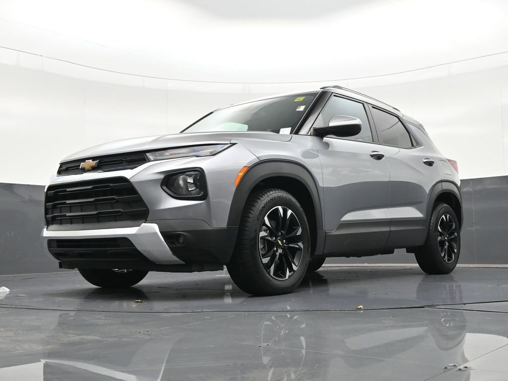 Used 2023 Chevrolet TrailBlazer LT FWD image 24