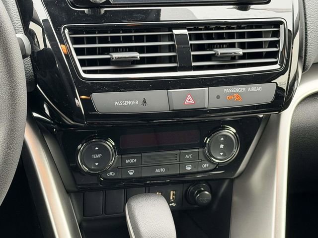 New 2026 Mitsubishi Eclipse Cross LE image 10
