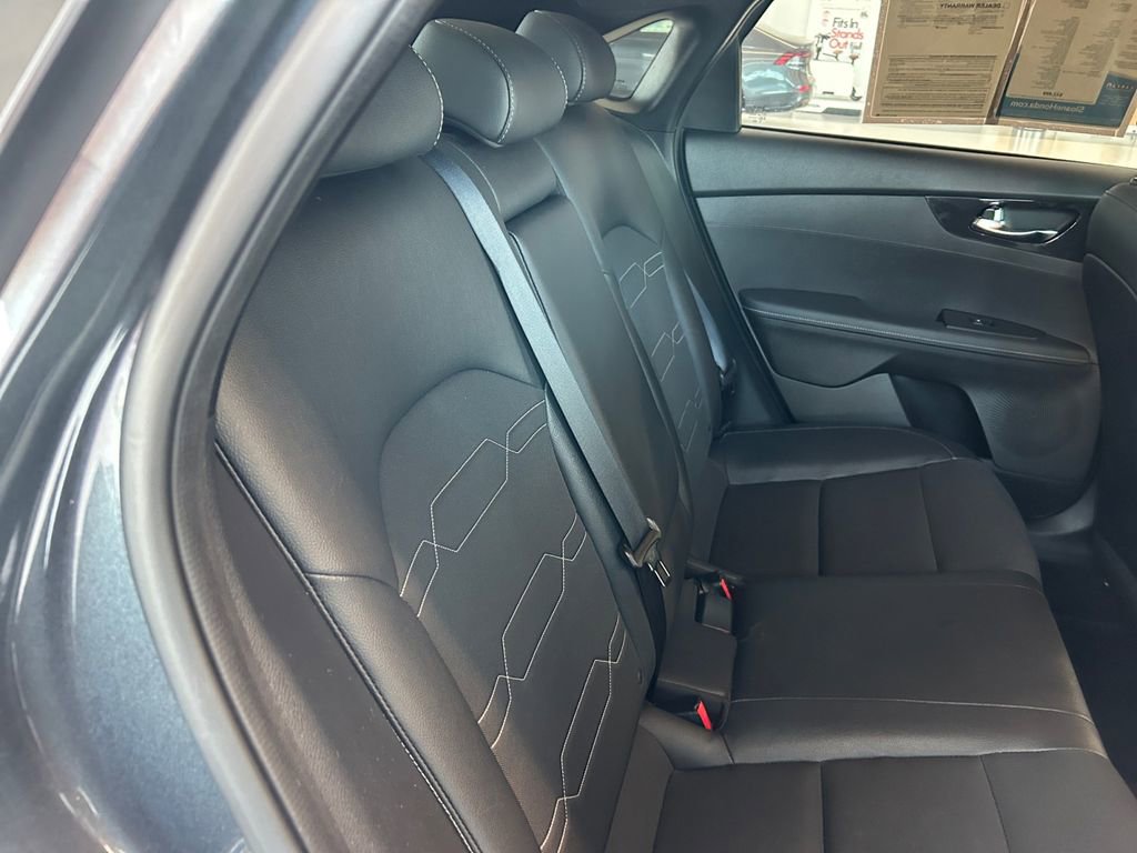 Used 2023 Kia Forte GT-Line w/ GT-Line Technology Package FWD image 20