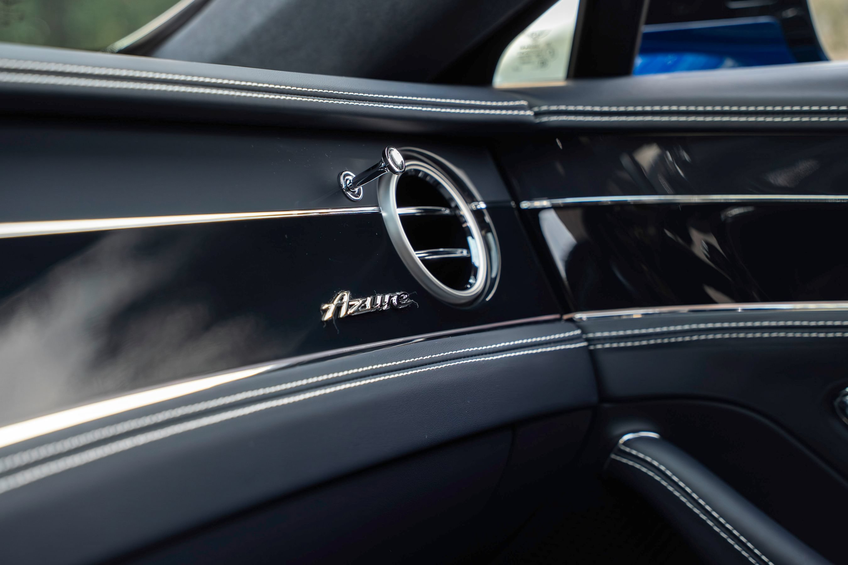 Certified 2026 Bentley Flying Spur Plug-In Hybrid AWD/4WD image 33