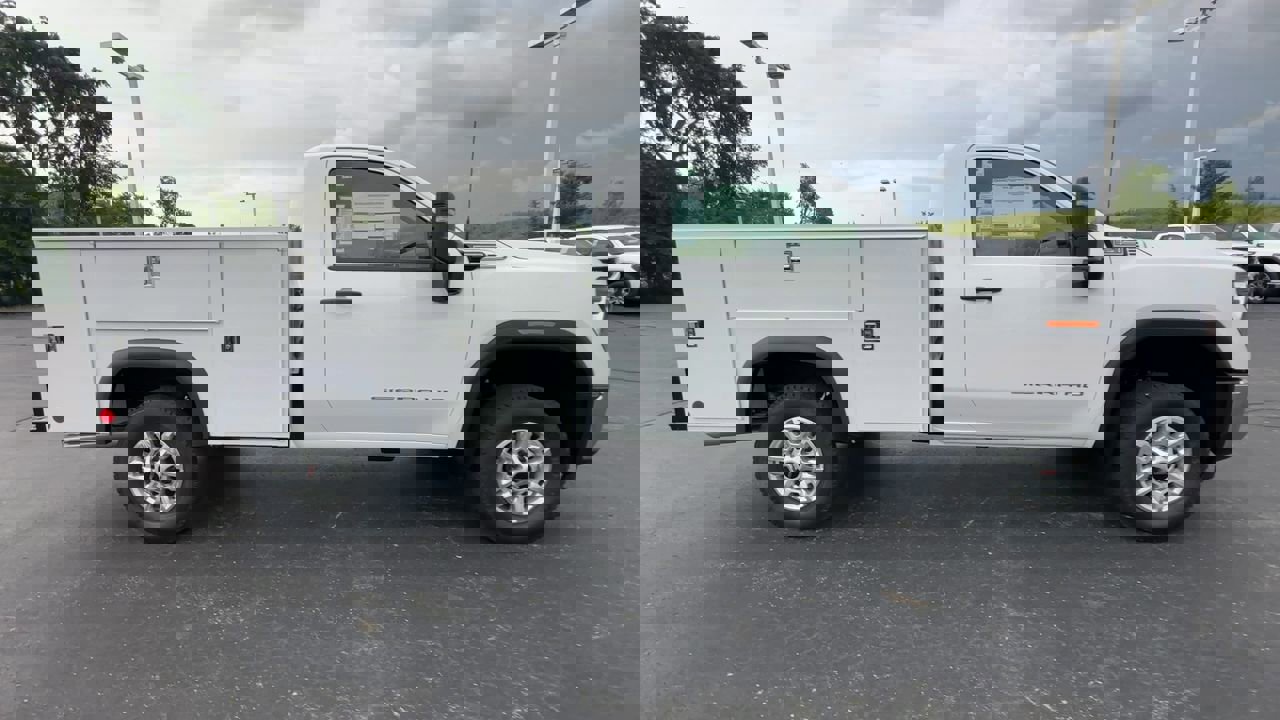 New 2025 GMC Sierra 2500 Pro w/ Convenience Package image 9