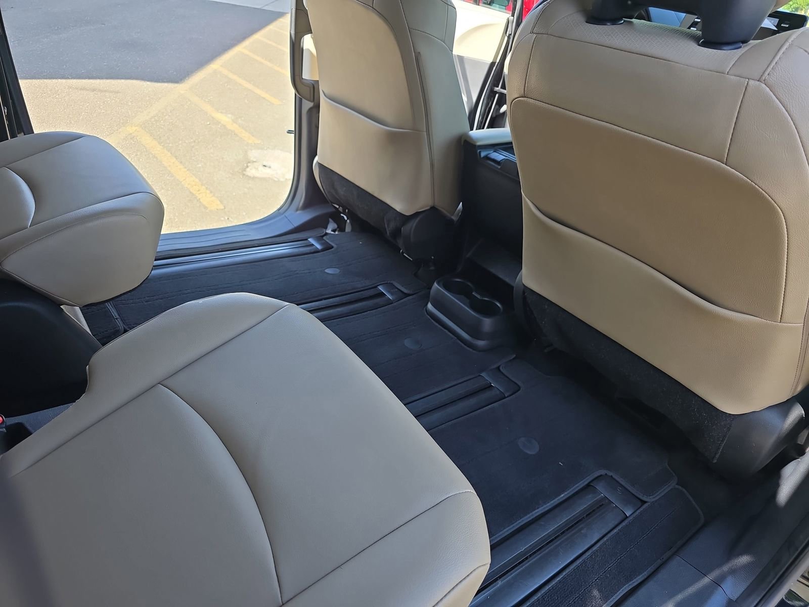 Used 2021 Toyota Sienna XLE image 15